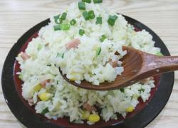火腿玉米蛋炒饭