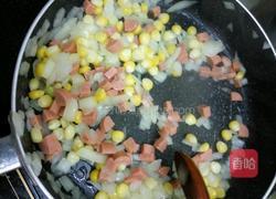 火腿玉米蛋炒饭的做法图解7