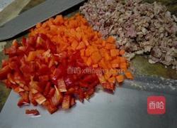 牛扒腊肉外婆菜排骨肉沫焗饭的做法图解6