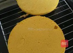 Strawberry Mousse (8 inch) How to Make Illustration 1