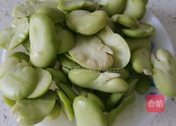 鲜蚕豆小炒肉的做法图解4