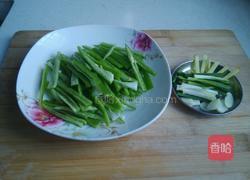 青椒鸡肉丝的做法图解2