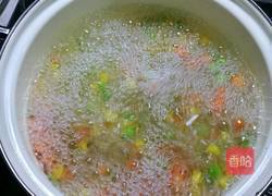 酸酸甜甜营养番茄芝士焗饭的做法图解1