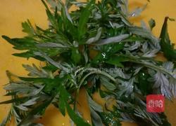 艾叶煎蛋的做法图解2
