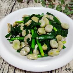 韭菜炒蚕豆