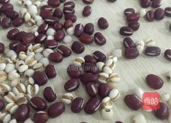 红豆薏米粥的做法图解1