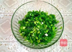 葱花炒鸡蛋的做法图解2