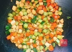 双色鸡丁的做法图解12