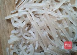 双椒炝肉皮的做法图解2