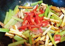 芹菜肉丝炒香干的做法图解9