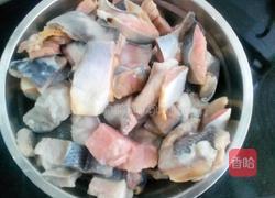 茄汁马哈鱼的做法图解1