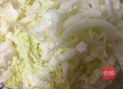 白菜炒猪肝的做法图解1