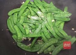 炒荷兰豆的做法图解6
