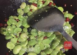 鸡蛋香炒蚕豆的做法图解4
