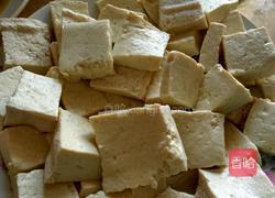 煎豆腐炒木耳白菜的做法图解1