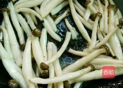 蟹味菇鸡蛋汤的做法图解3