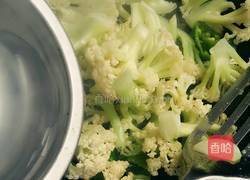 青椒炒有机花菜的做法图解9