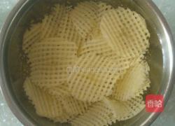 鱼网黑妞凉拌菜（土豆片凉拌木耳）的做法图解1