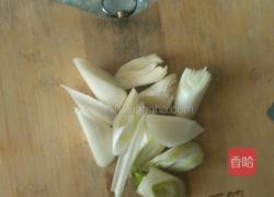 鱼网黑妞凉拌菜（土豆片凉拌木耳）的做法图解3