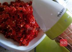 虾皮辣酱的做法图解1