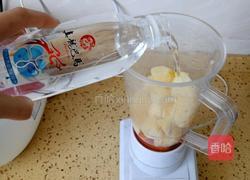 鲜榨胡萝卜苹果汁的做法图解4