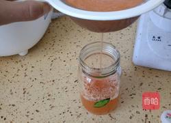 鲜榨胡萝卜苹果汁的做法图解6