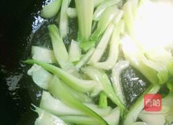 青菜炒河粉的做法图解4