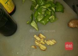 尖椒炒肉筋的做法图解4