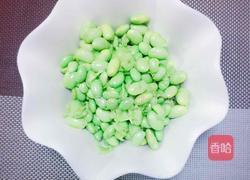 毛豆杂酱的做法图解1