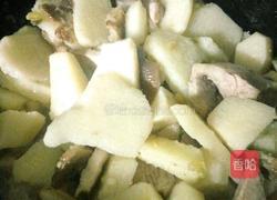 肉炒白色脚板薯的做法图解7