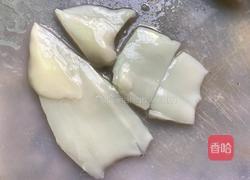 西蓝花炒鱿鱼的做法图解10