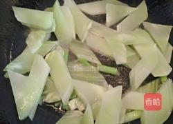 鸡蛋炒莴笋的做法图解4