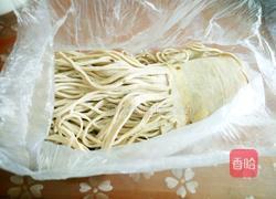 凉拌豆腐丝的做法图解1