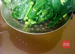 麻酱菠菜的做法图解1