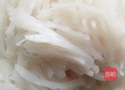 肉丝拉皮的做法图解1