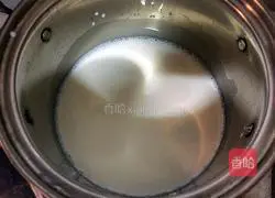 Strawberry Egg Tart Recipe Illustration 3