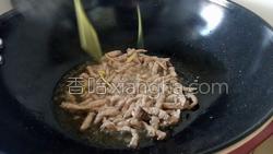 雪菜肉丝炒豆芽的做法图解12