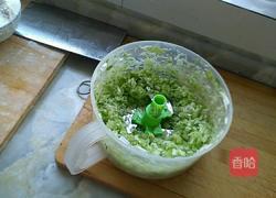 猪肉大葱馅饼的做法图解3