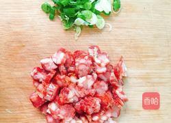 腊肠三色焖饭的做法图解4