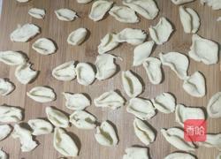 菜花炒猫耳朵的做法图解1