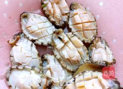 土豆炖鲍鱼的做法图解1