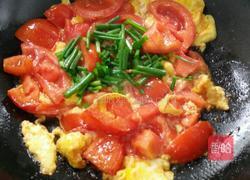 家常西红柿炒鸡蛋的做法图解4