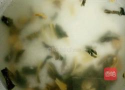 瑶柱白菜粥的做法图解3