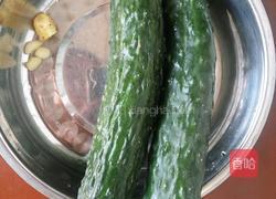 青瓜炒肉的做法图解1
