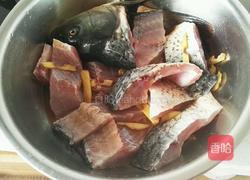 铁锅炖鱼的做法图解2