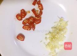 凉拌杏仁菠菜的做法图解3