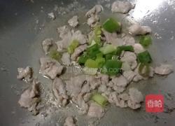 圆白菜炒肉的做法图解7