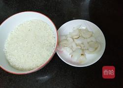 百合白粥的做法图解1