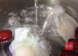 醪糟红糖鸡蛋的做法图解4