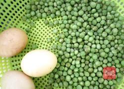 荷兰豆粒蛋的做法图解1